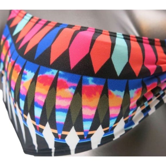 Victoria's Secret PINK Dark Tribal Aztec Lace Up Bralette Halter Swim Top XS - Picture 4 of 4